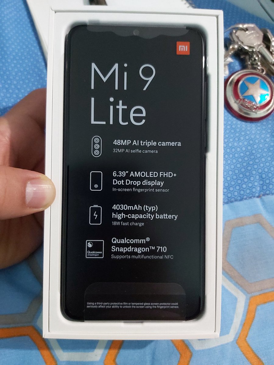 rodolfo_vg's tweet photo. Nuevo celular #Xiaomi #XiaomiMi9lite https://t.co/CRgVbgHIrh