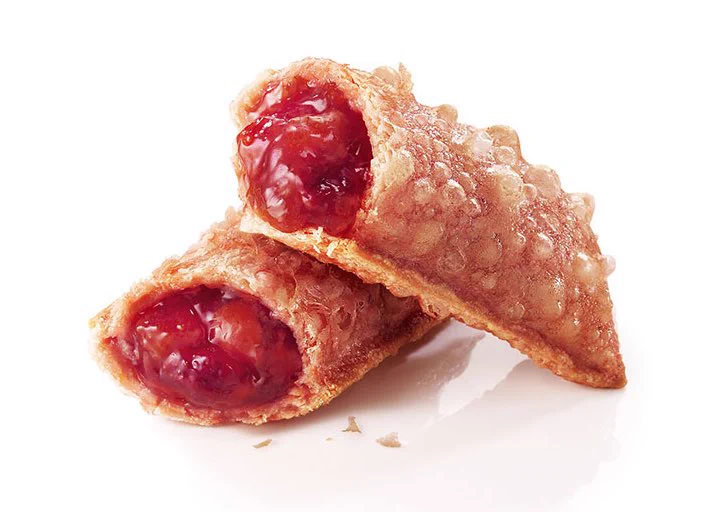 期間限定発売！！3月4日よりマクドナルドで販売される煮詰めたいちご果肉が入ったホットストロベリーパイ！！