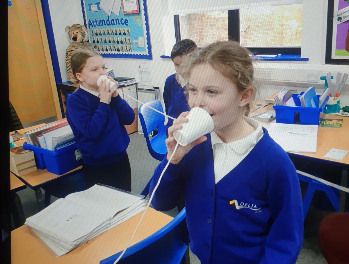 EpaTigers's tweet photo. During #EPAscience, we looked at what sound is and how it travels through different objects π https://t.co/udDUlx2sj4