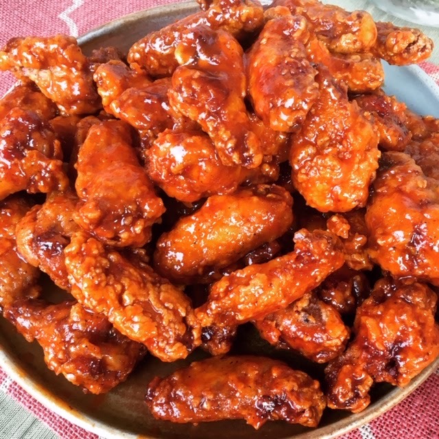 Lord of the wings 🤤 #thegeorgeonmain #wingwednesday #hotwings