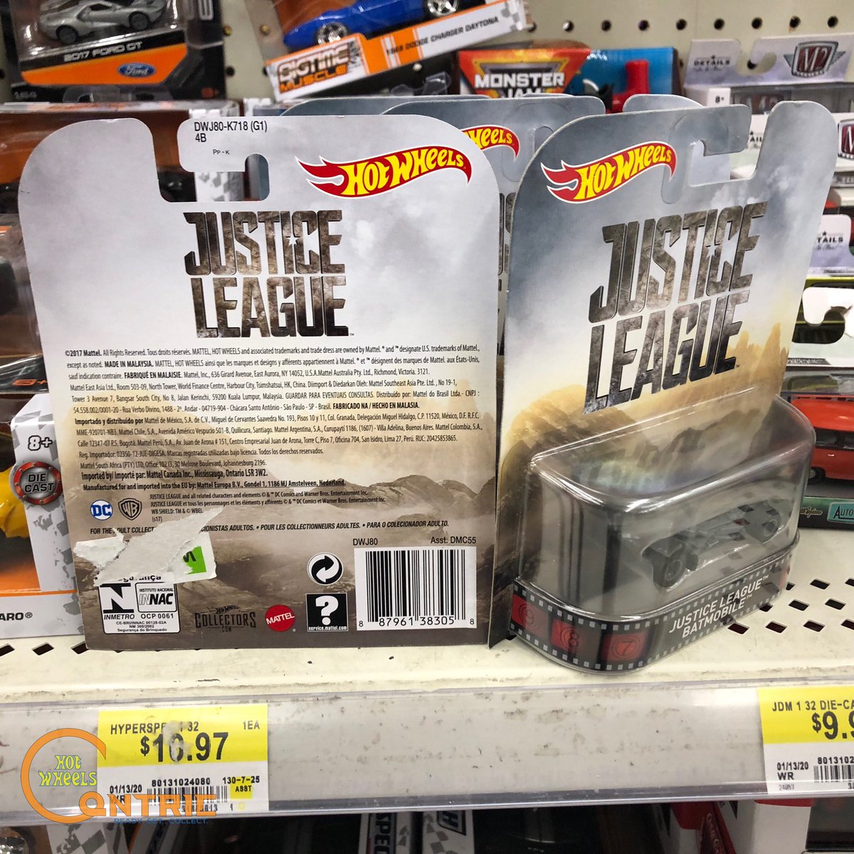 HWCentric's tweet photo. Looks like someone returned a few Retro Entertainment Batmobileβs. Still has a piece of the green return sticker. Iβll take one, thank you π
#hotwheels #batmobile #retroentertainment #justiceleague #batman #dc #dccomics #hotwheelscentric #hotwheelscollectors #toys #hobby https://t.co/G9XERiywJZ