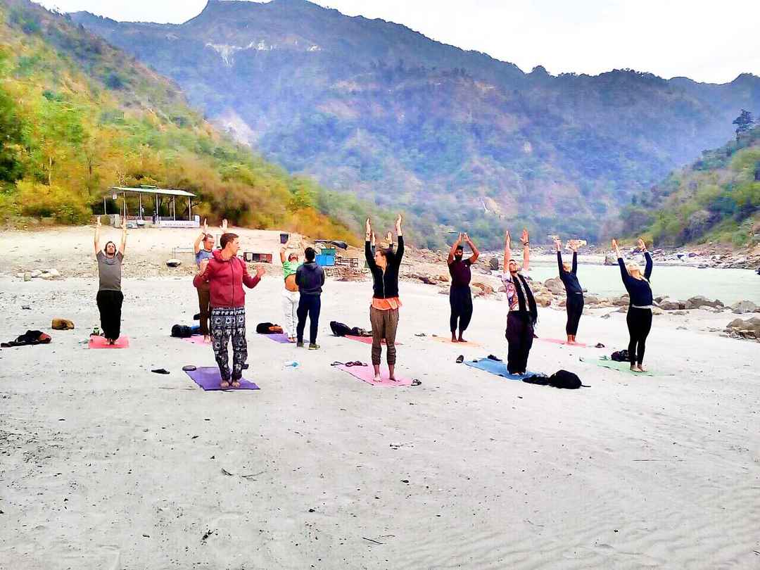 indiacarhire's tweet photo. #Rishikesh is a holy town with so many #Ashrams and it is famous for the #yoga #worldwide. #Rishikesh is now world famous as a #YogaCapital of the world. Every year during the March month one week long #International #yogafestival is hosted by #Rishikesh.

https://t.co/gPiGMDrtgr https://t.co/xEK0AKrlFQ