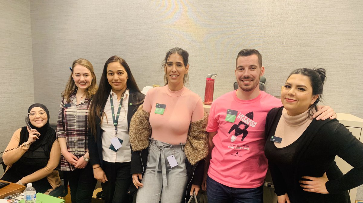 DiyaGhautrey's tweet photo. Team BREWERY district wearing PINK for #bullyingday #bekindtoeachother @NicoleKubica_TD @AGrandinetti_TD https://t.co/RlPAjhWKV6