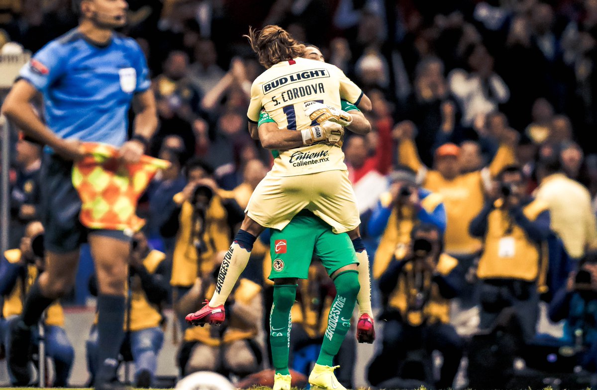 ClubAmerica's tweet photo. ¡Estamos en Cuartos de Final!
#SOMOSAMÉRICA 🦅 https://t.co/4c6ndyjaRf