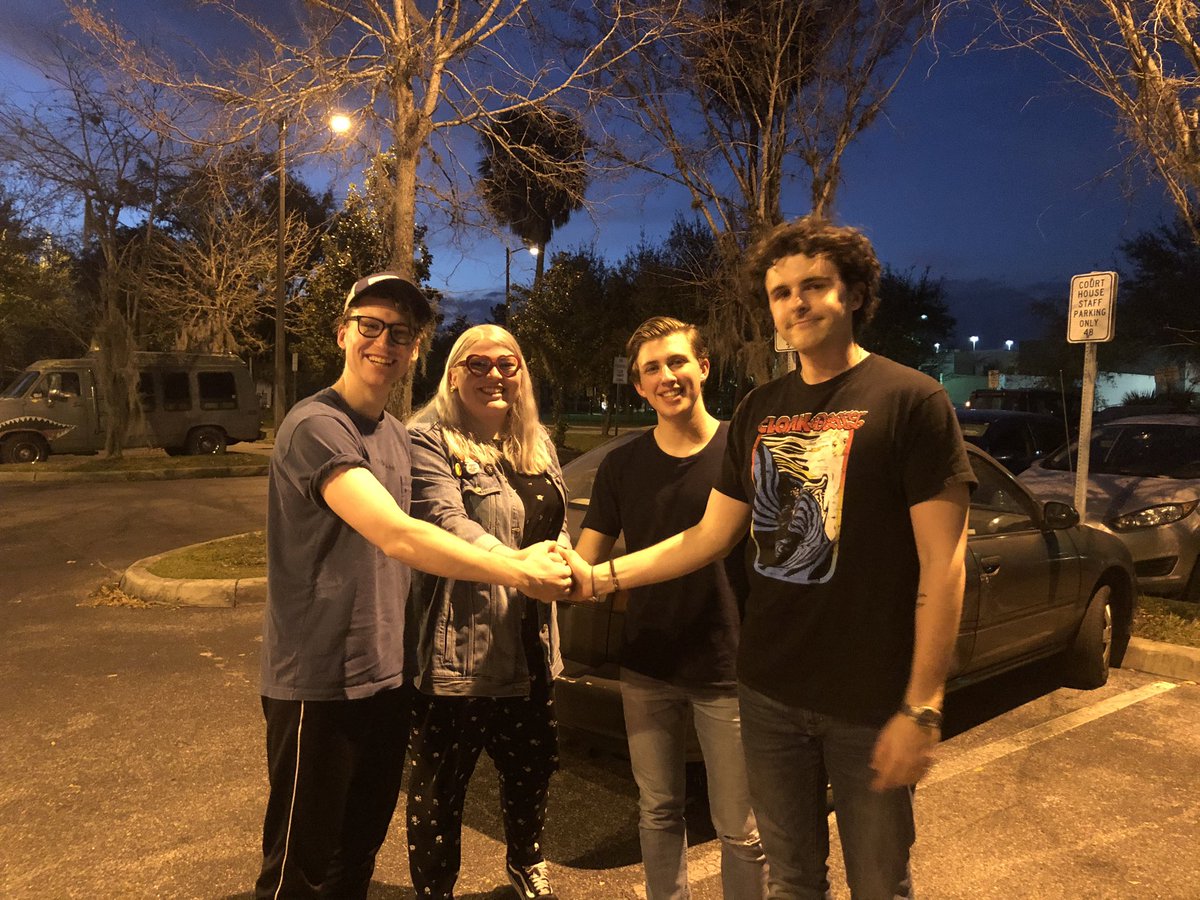 AltRepeat's tweet photo. we’re 7 minutes out from my interview with @driveawaymusic! Until then, here’s us shaking hands all at the same time and then making a sandwich out of it. Tune in 1am-3am on 91.5 WPRK or https://t.co/I6PsPmSPsB https://t.co/cwPCh1CJBj