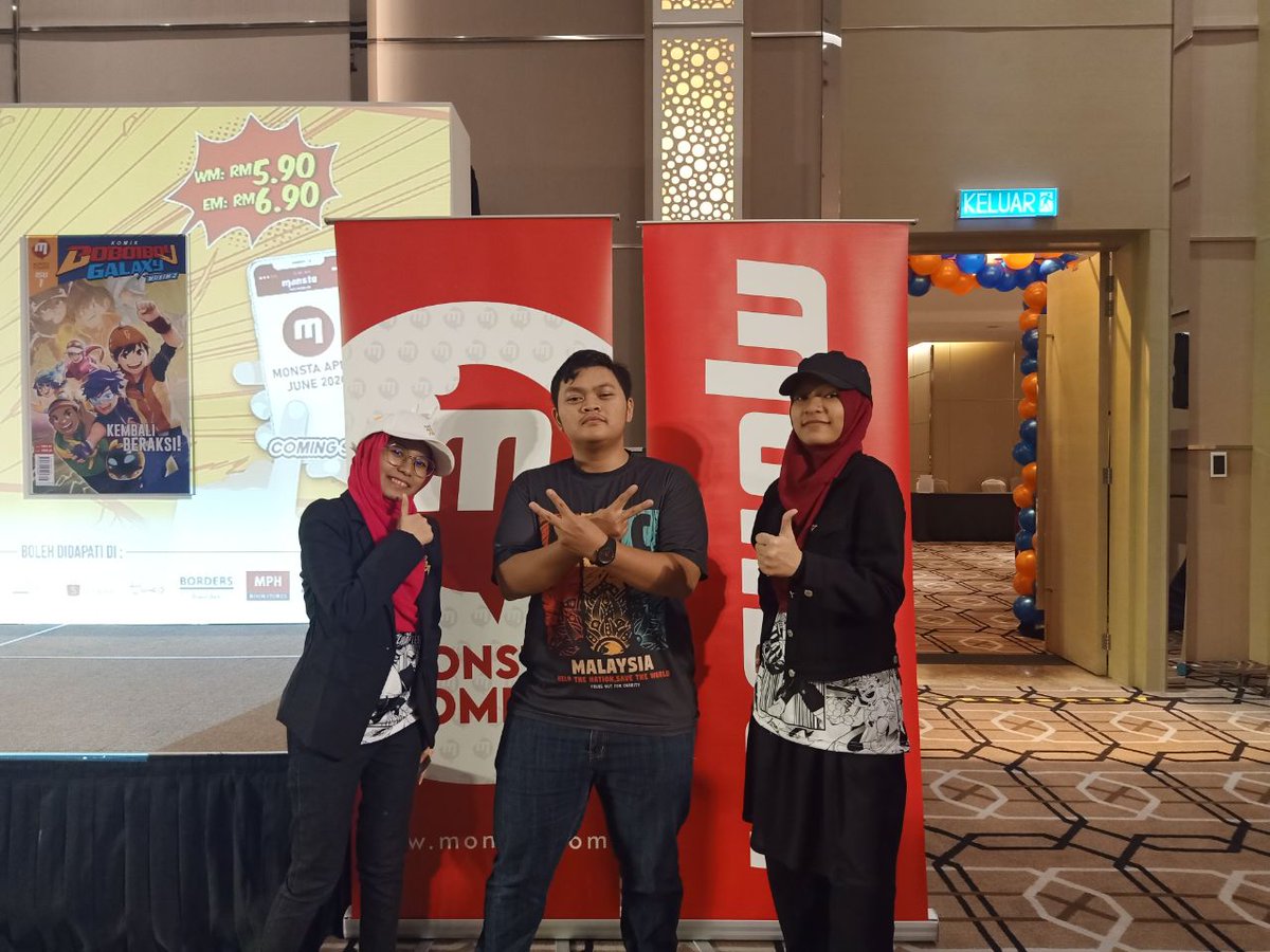 salihin115's tweet photo. Thanks @ChannelMonsta for inviting us to the press release of @BoBoiBoy galaxy season 2 comic. I have read the 1st issue of the comic & it was lit. π―π₯
Dear Malaysian Fanimonstars out there, don't forget to get yours on March 16. #monstathenextchapter #powerspheresuniverse https://t.co/AWhkRbkZhn