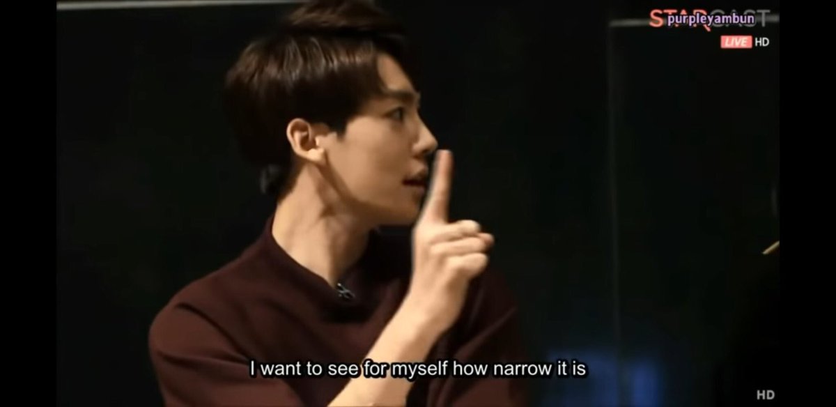 debut jinwoo saying he wants to measure how narrow chile is by steps