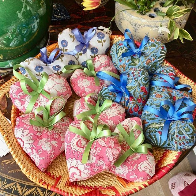 It may sound cheesy but one of the highlights of a fair or pop up is seeing, meeting and chatting to our customers. We are a small team and personally write, wrap and post every order so putting faces to names is genuinely a thrill. Thank you so much to … ift.tt/2T5Yb7v