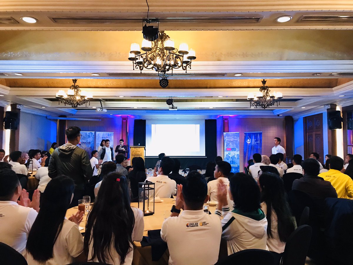 ideaspositive's tweet photo. Pormal nang pinakilala ang sampung national finalists ng Ideas Positive at anim na SK fellows.
#IdeasPositiveRun10
#healthierPH
#NgayonNa https://t.co/bVpTCDX5YM
