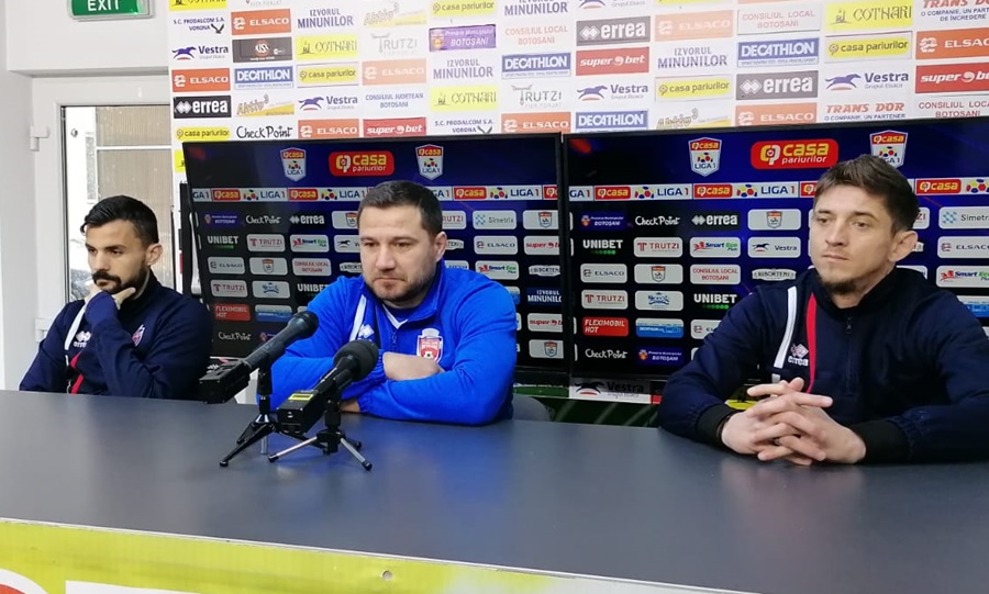 fc_botosani's tweet photo. Conferință de presă | Invitați: Marius Croitoru, Alin Șeroni și Enriko Papa (video) --- https://t.co/vHQKrxMTbR https://t.co/H5weCHRLyU