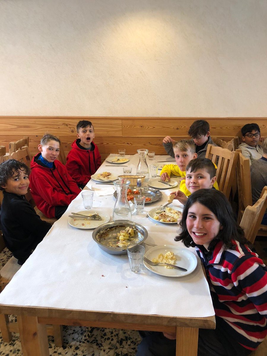 StMartinsPrepGY's tweet photo. It was the alpine favourite, tartiflette, for lunch for our skiers! #alphaski2020 https://t.co/RHNDZrLdtS