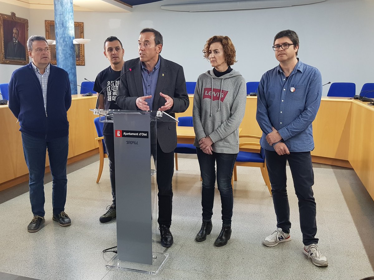 Ajuntament d'Olot tweet media