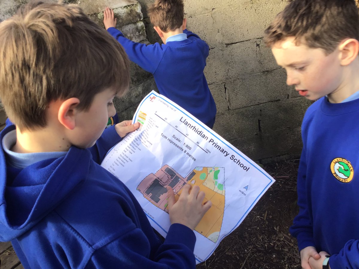 llanrhidianp's tweet photo. #Prycop โoutdoor Wednesdayโsโ started our orienteering challenges in our school grounds. Great to have a dry day to explore and find treasures #LlanOut #LlanEco #LlanHum ##LlanHealth https://t.co/SA0IJV8a8I