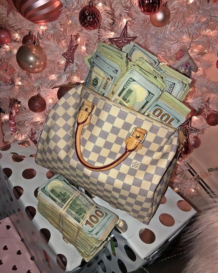 Fuck all fake sugardaddy trying to scam babies.I don't do shit I'm giving out $5000 to just 50 to dm, retweet and like this.Drop your cashapp,paypal and become my baby and I'll make your allowance my first priorityText me  #sugarmommaneeded