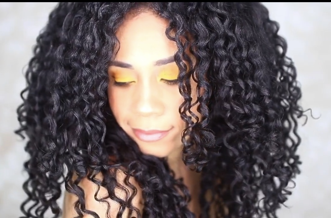 curljunkie's tweet image. Beautiful definition! 🥰 @amberjanielle used our products as the foundation of her style. Head on over to her IGTV to see the application clip! 🤩 #Beauticurls #curlsinabottle #patternpusha #washngo #curlycommunity #curljunkiehairproducts @curljunkie  Regram/📷: Amber Janielle