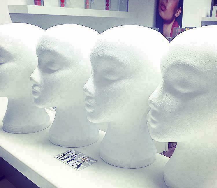 🌟How do you store your wigs?🌟

To keep your beautifully styled wig looking its best, we recommend keeping it on a polystyrene head.

wigsupnorth.co.uk/product-page/p…
