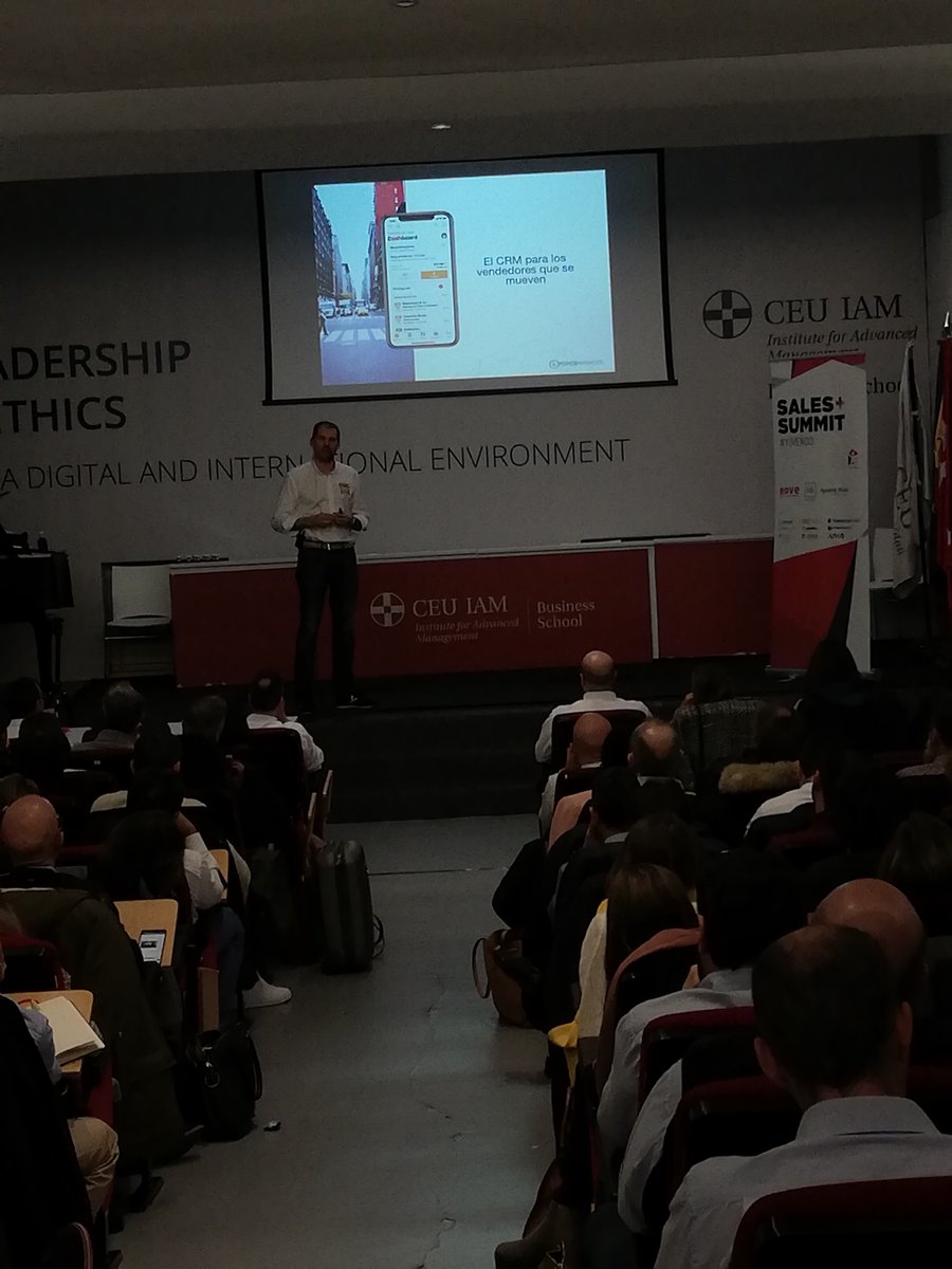 ¡El CRM para vendedores ha llegado! <a href="/oscarmacia/">Oscar Macia</a> te lo cuenta 💡 #salessummit #yovendo20