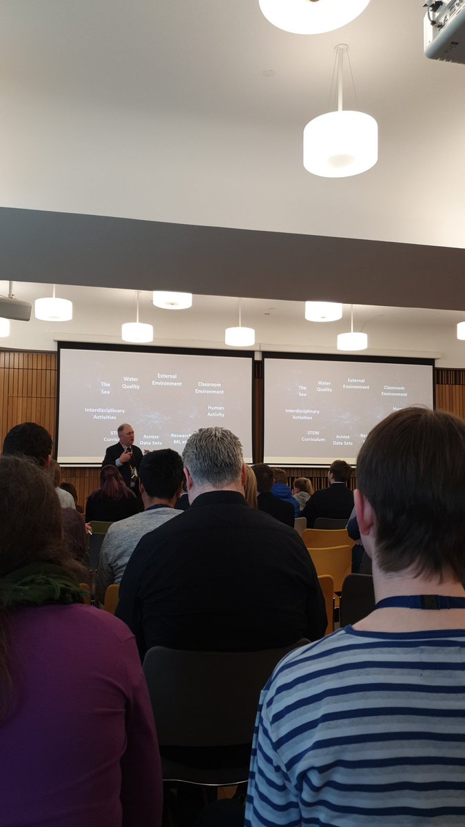 cskeldon94's tweet photo. #Scotland the first place to teach school pupils Data science. Tommy Lawson on schools using #LoraWAN in earlier education. Mind blowing. #DataScience #ScotlandIsNow https://t.co/wSGqTcgFwb https://t.co/cgLY1sBT3G