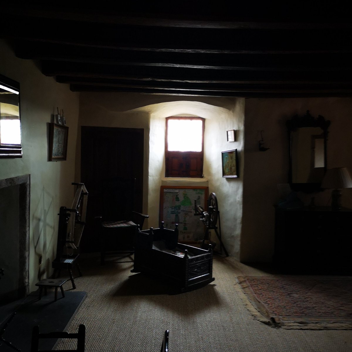 Can you guess which haunted Scottish castle this picture was taken?

<a href="/GhostScottish/">ScottishGhostNights</a> <a href="/N_T_S/">National Trust for Scotland</a> @mvscotland