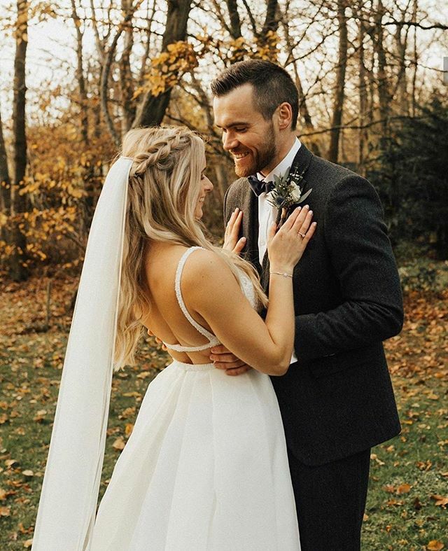 If you're after laid back, natural boho hair and make up for your wedding day then @laurenwheelerartistry is the one for you 🙌🏻 Check out her profile on Wedding Planner to see more of her lovely work. .
.
Photography: @the_wild_bride .
.
.
#wedding #wedd… ift.tt/398ymt2