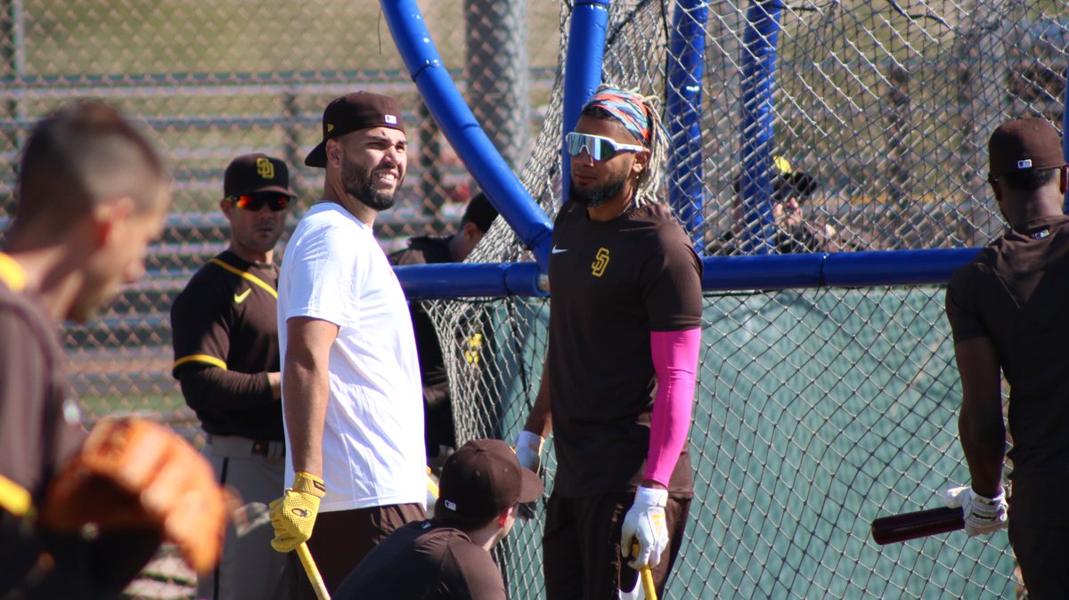 Bunting drills for the pitchers, Hosmer and Tatis Jr. talking, Tatis Jr. taking batting practice, Cal Quantrill  #Padres 2-13-20