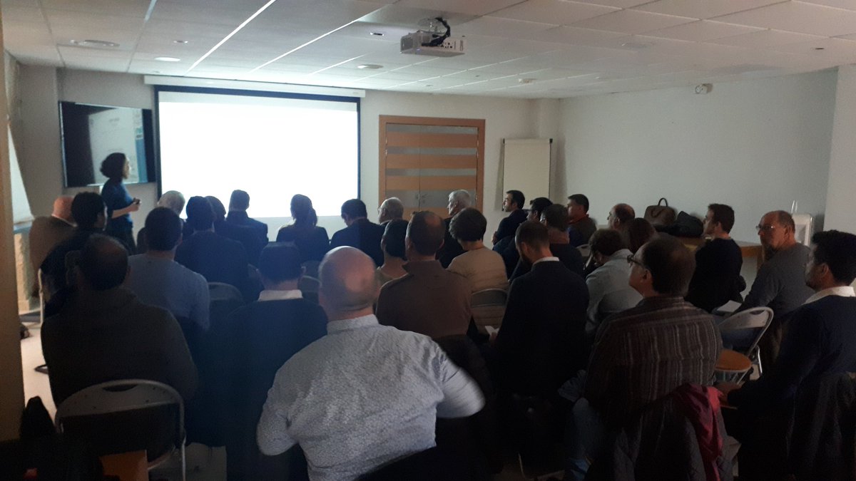 Debut de la matinée d'Experts #EnergieVin organisée en partenariat avec @CoopdeFrance #Occitanie et Albatros Ingénierie Services.
4 experts en #Energie partagent les bonnes pratiques et les outils techniques et financiers disponibles pour l'efficience énergétique #RSE