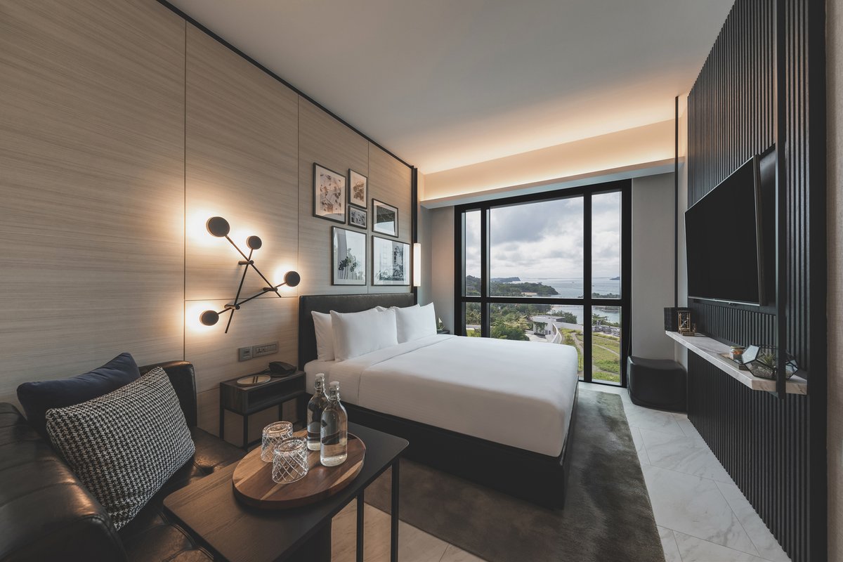 vimar_com's tweet photo. Eikon Total Look chosen to grace the interior of an exclusive hotel on Sentosa Island - Singapore. 
Find out more → https://t.co/JWgIEAf0wc https://t.co/h2V9KfWAOg
