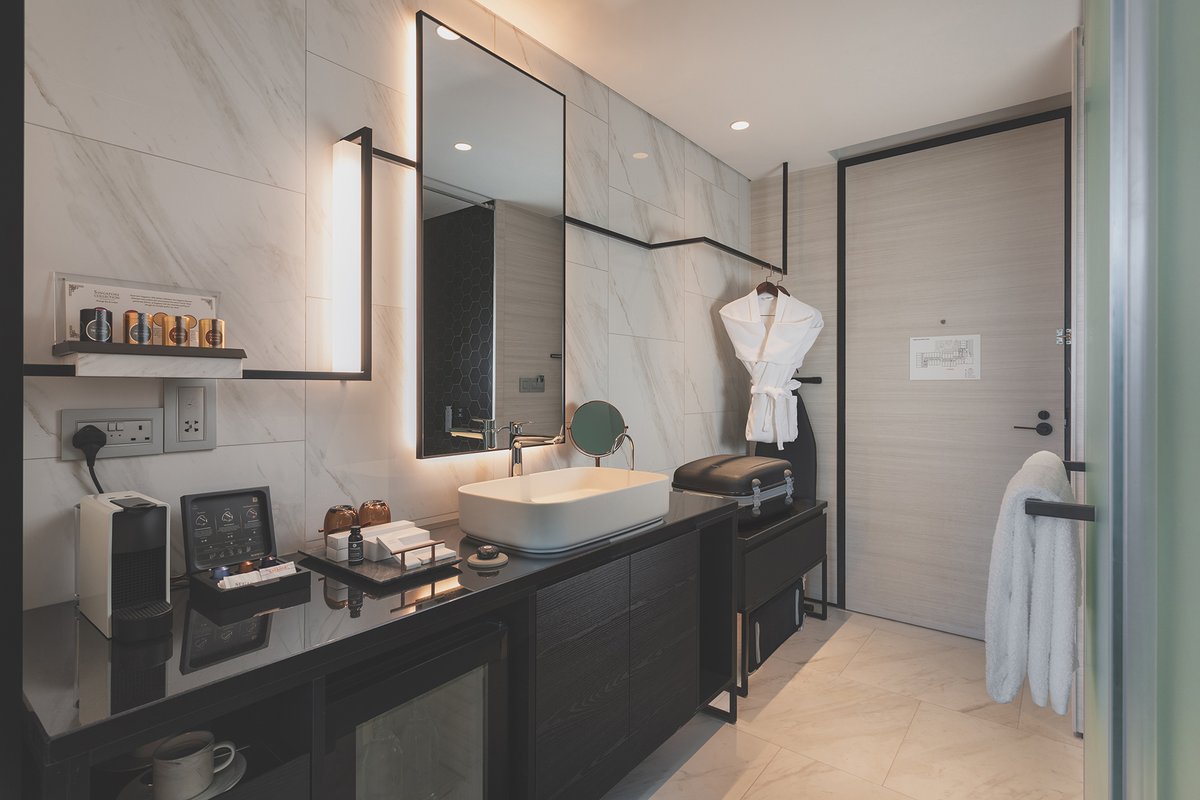 vimar_com's tweet photo. Eikon Total Look chosen to grace the interior of an exclusive hotel on Sentosa Island - Singapore. 
Find out more → https://t.co/JWgIEAf0wc https://t.co/h2V9KfWAOg