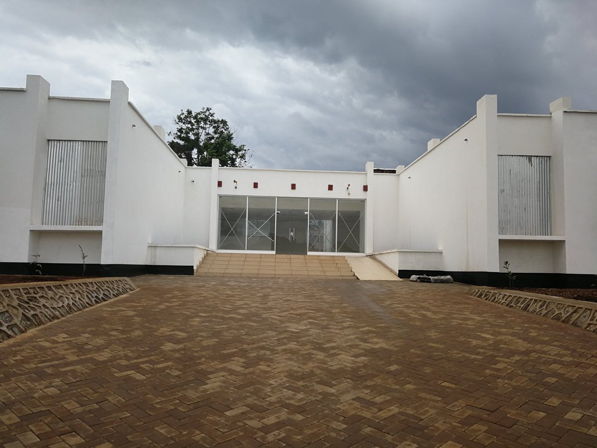 Excellent work going on at Kibongoto Infectious Diseases Hospital. Mega Lab building under construction, looking forward to being part of the science! <a href="/Infection_StAnd/">Infection St Andrews</a> <a href="/TBtrials_StAnd/">TB Trials @ Uni of St Andrews</a> <a href="/PanACEA_II/">PanACEA</a> <a href="/TBAlliance/">TB Alliance</a> <a href="/EDCTP/">EDCTP</a> <a href="/mugecevik/">Muge Cevik</a> <a href="/NIMRMbeya/">NIMR Mbeya</a> <a href="/NNtinginya/">Nyanda E Ntinginya</a> <a href="/MpagamaStellah/">Stellah Mpagama</a> <a href="/MbeleleP/">Mbelele PM</a>