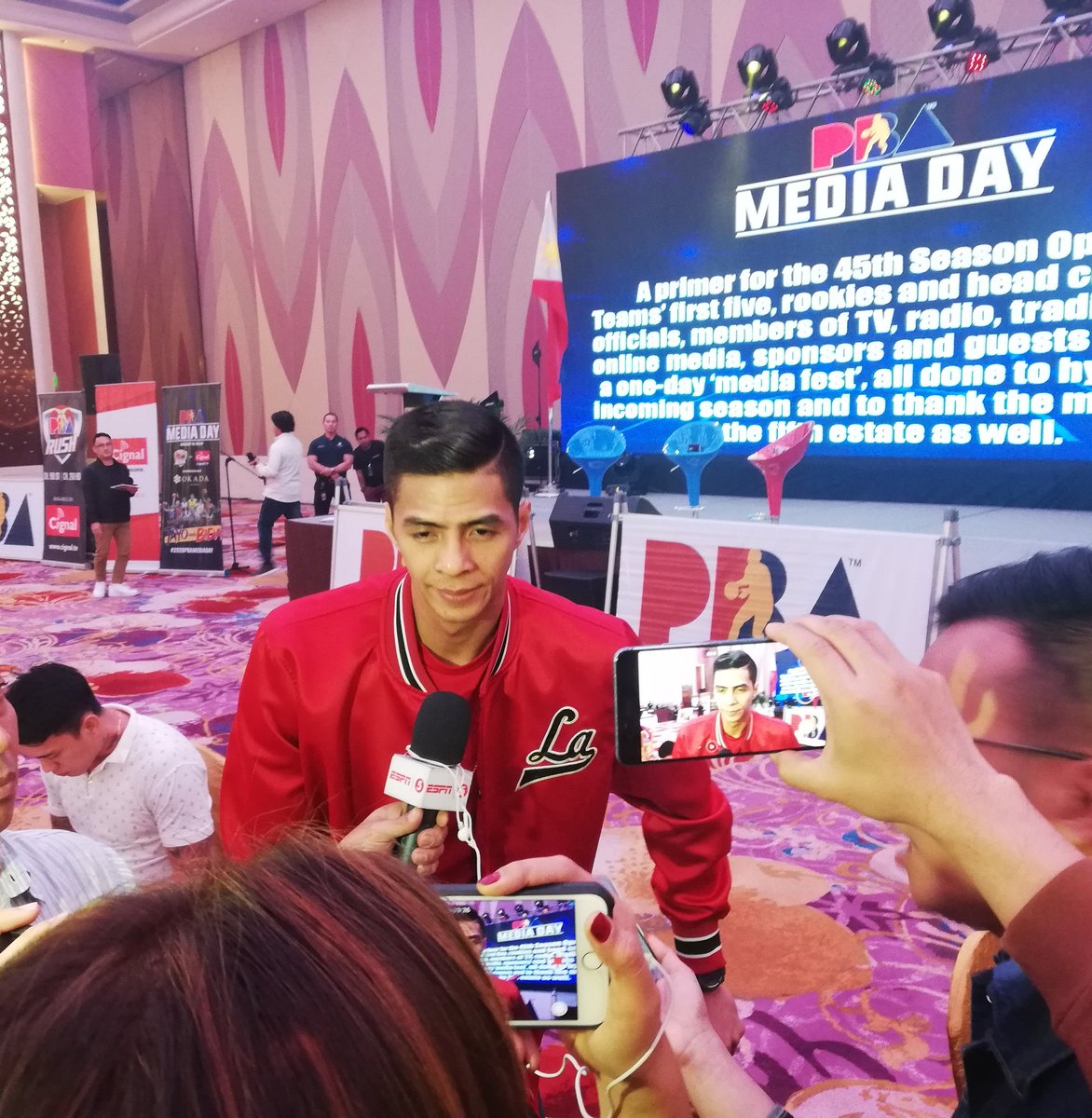 _riaarevalo's tweet photo. Defending Philippine Cup Champions @TheSMBeermen at the #PBAMediaDay https://t.co/VHJZ2ZSB2r