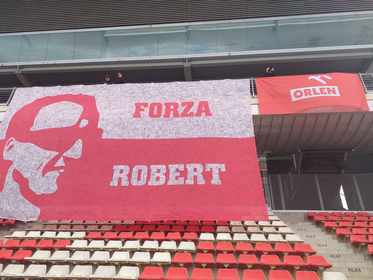 forzarobertcom's tweet photo. Barcelona F1Test ... 💪💪👍
#RK88 @alfaromeoracing @PKN_ORLEN @Circuitcat_eng @DanielObajtek @RzecznikORLEN @F1 @SkySportsF1 #F1Testing #supportkubica https://t.co/U5CwGTkATg