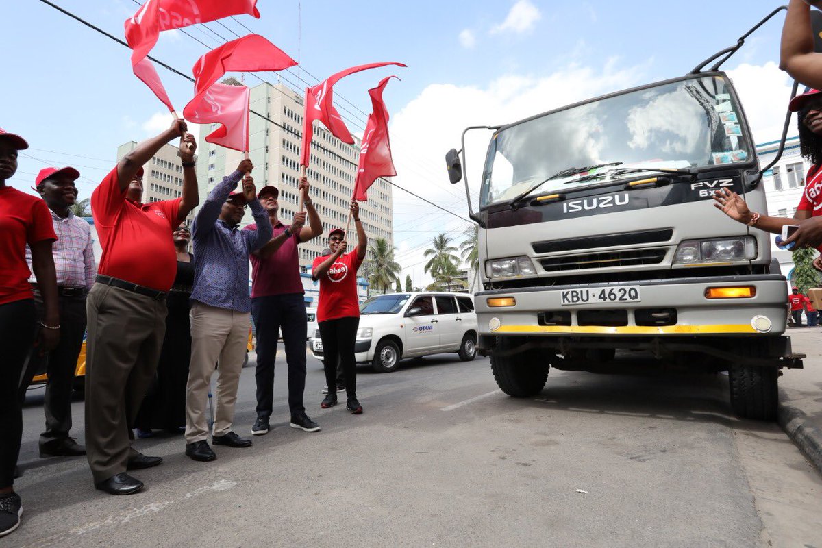 office_001's tweet photo. As we strive to make Mombasa more attractive as both a tourist and investment destination, we believe that our close cooperation with @AbsaKenya is key in supporting service delivery and offering tailor made banking services. 
#AbsaKE 
#MombasaInvest 
#OpeningPossibilities https://t.co/6TR6VDDlFo