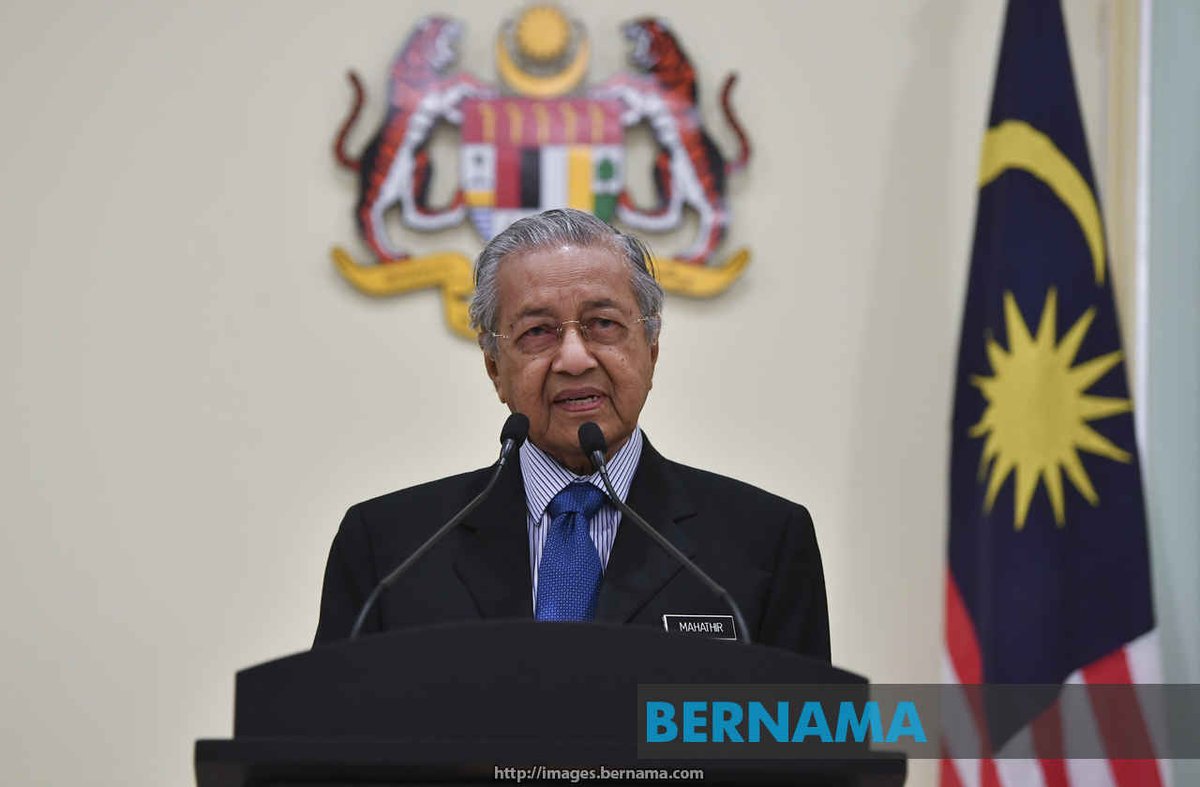 [TERKINI] Dr Mahathir <a href="/chedetofficial/">Dr Mahathir Mohamad</a> umum Pakej Rangsangan Ekonomi 2020 bertemakan ‘Memperkukuh Keyakinan, Merangsang Pertumbuhan, Melindungi Pekerjaan'