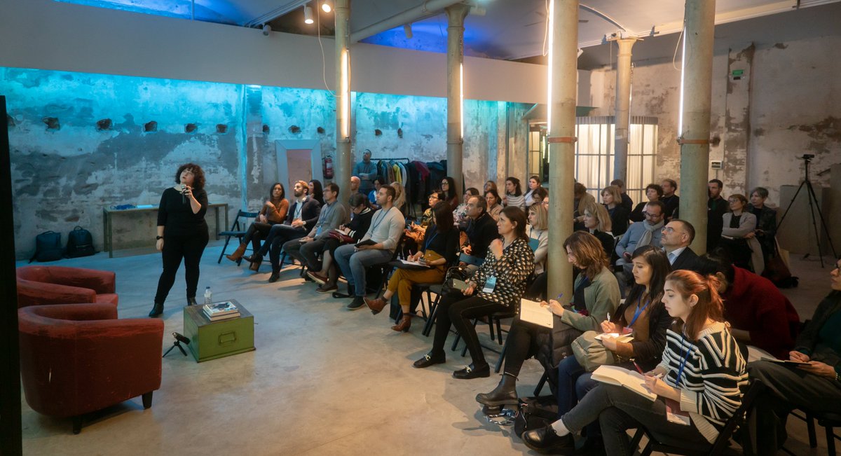AMBITcluster's tweet photo. El proyecto #trendsCLUB ha celebrado la primera sesión del #trendsTALK, siendo el punto de arranque de una serie de actividades organizadas entorno a las #tendencias para el sector #hábitat y #contract. ¿Quieres saber qué pasó en la jornada? Haz clic aquí: https://t.co/yvIKjEF1v0 https://t.co/jLQGzcsh1s