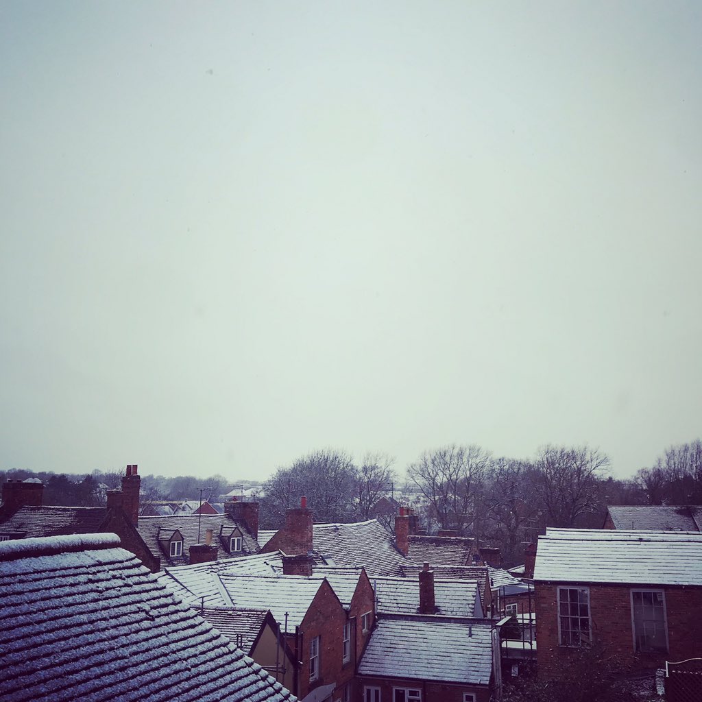 Good morning snowy Buckingham rooftops! We do love our historic skyline.  #lovebuckingham #lovewhereyoulive #visitbucks #snow