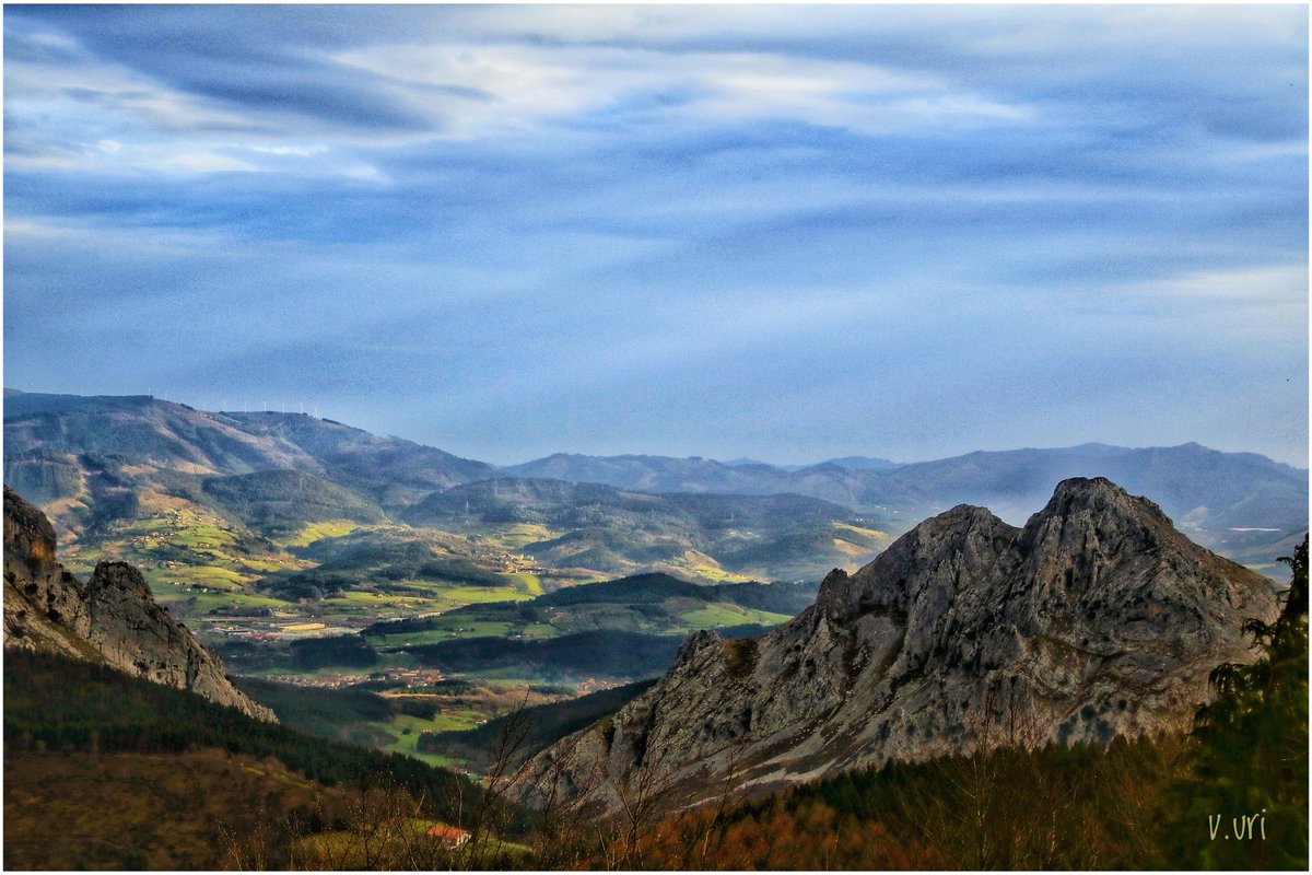 VictorUriarte10's tweet photo. 🌄eguzkiaren izpiak #Aitz-txiki 
@Euskalmet https://t.co/iftguKdclh