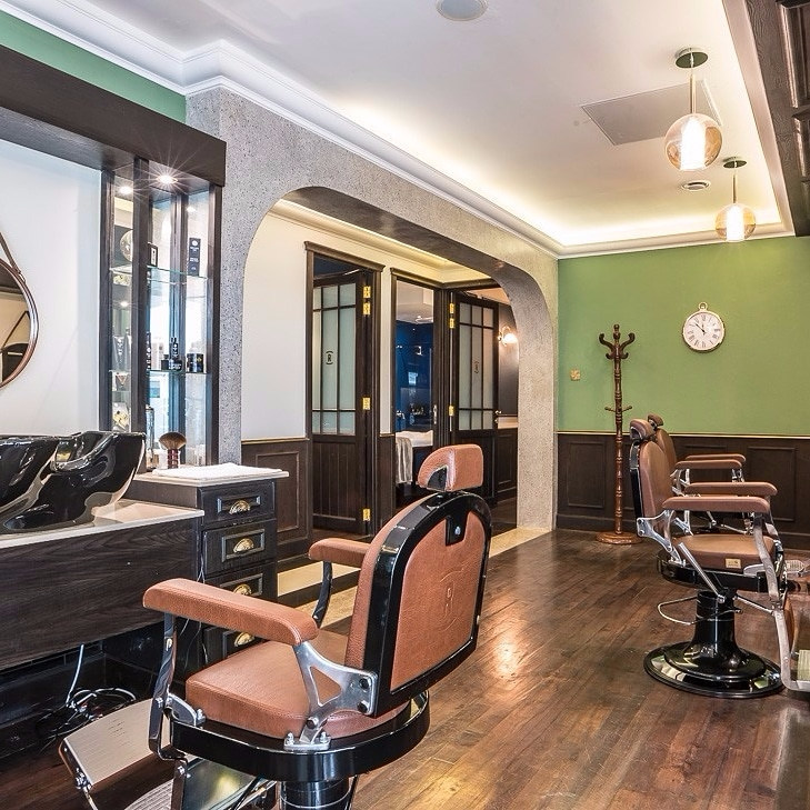 RefineryGroomin's tweet photo. Making you happy makes us happy. 
We hope everyone has a beautiful week! Can’t wait to see you in our chair! .
...
#NairobiBarbers #Barbershop #Spa #Mensgrooming #gentlemenstonic #style #the_village_market #nairobi #kenya #tbt https://t.co/1T30V64Kop
