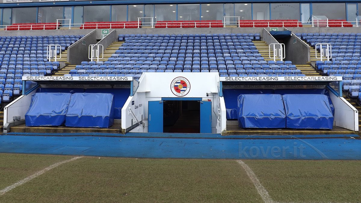 koverit's tweet image. These waterproof chair covers we manufactured recently look fab in place. Thank you @ReadingFC  for sending the pics in.These custom made dug out chair covers are 100% waterproof, UV stabilised &amp;amp; longlasting #waterproofcovers #readingfc #dugoutcover #chaircovers #madejskistadium