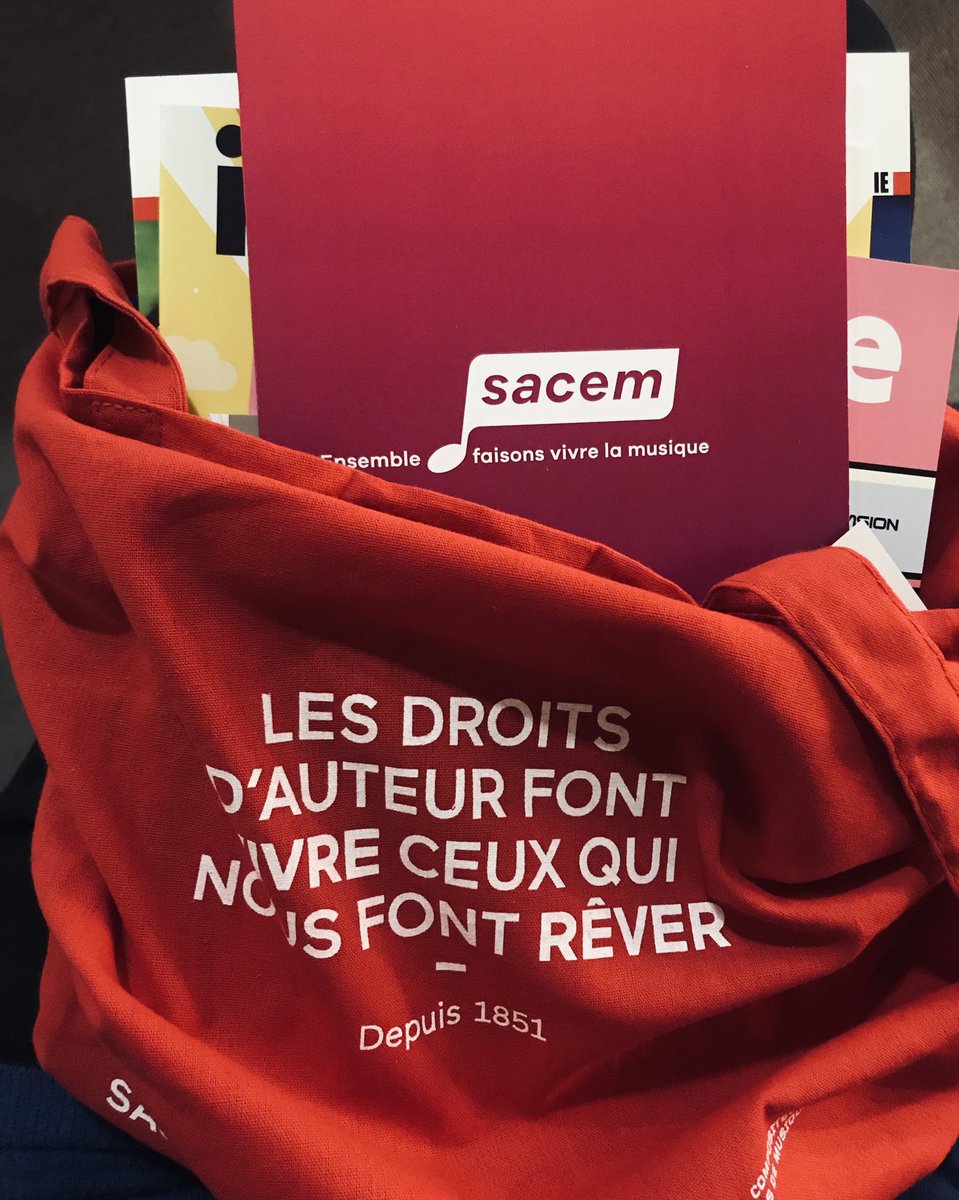 karine_dessale's tweet photo. Visite à la @sacem avec les #EFJ1 @EFJ_Officiel #generous #généreux #partage #connaissance #droitsdauteurs #auteurs #auteurssacem #sociétaires #culture #musique #Sacem #éditeurs #producteurs #auteurscompositeurs https://t.co/96tnTPFy1b