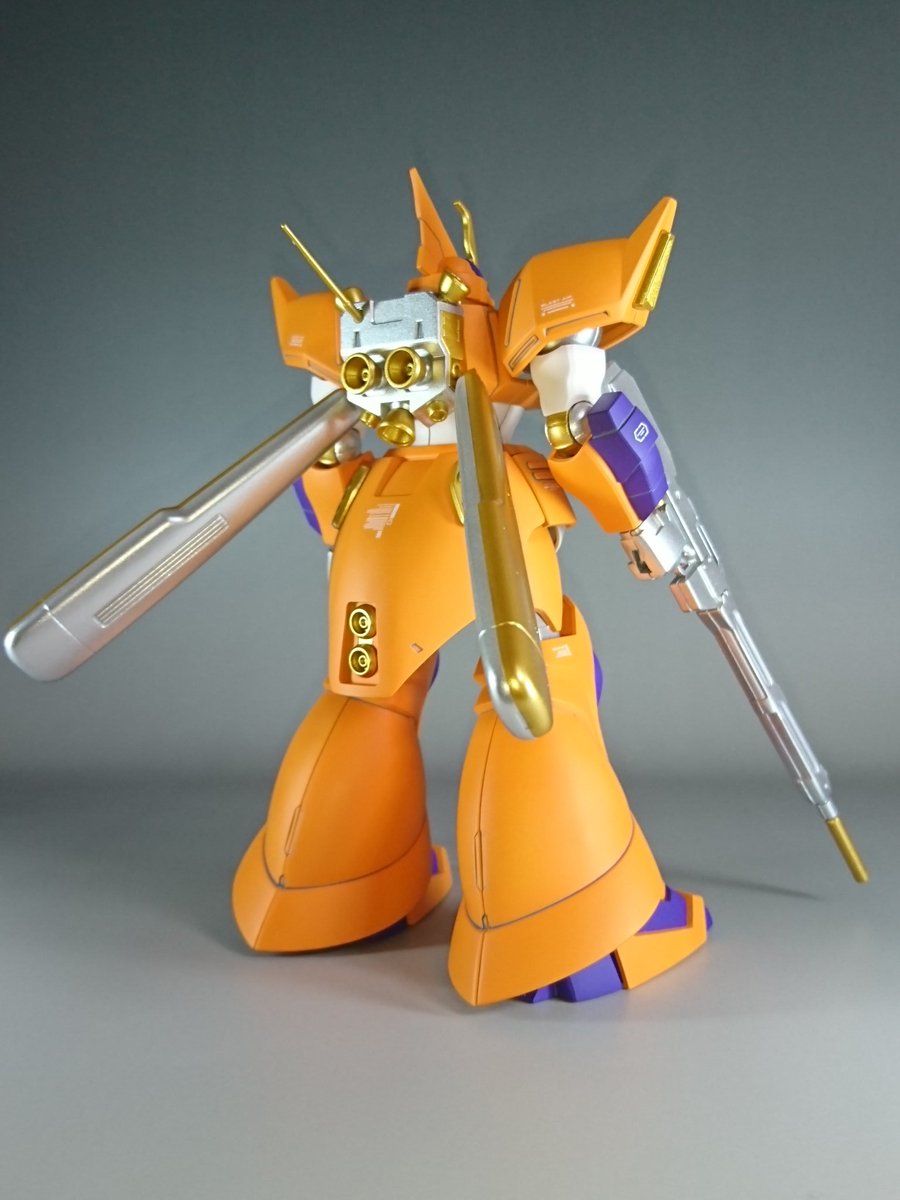 yukari_gunpla's tweet photo. HGUC ゲルググJ～完成しました♪
フォロワーさん推しの、オレンジがメインカラーです。 https://t.co/R5nANSsu5Y