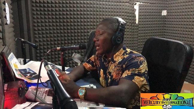 Radiomercurysl's tweet photo. From our studios in #Freetown, Good Morning and welcome
to the Thursday’s edition of #TheBackPage
Join your host #AlexanderThullah & #BaiBaiBangura
#RadioMercuryFM92.1
#RadioGarden
#MercuryInternational
#SmileEvridae
https://t.co/Mvh4KxdnC7 https://t.co/mhyR8jrqWM