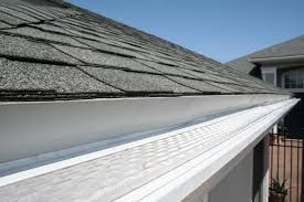 The gutters need some heavy-duty work? We have the reliable #roofers and #builders to handle your #gutterings at places near you. Lee Construction Builders offers expert roofing services and more.
Check it out at: buff.ly/2UMg3Wd