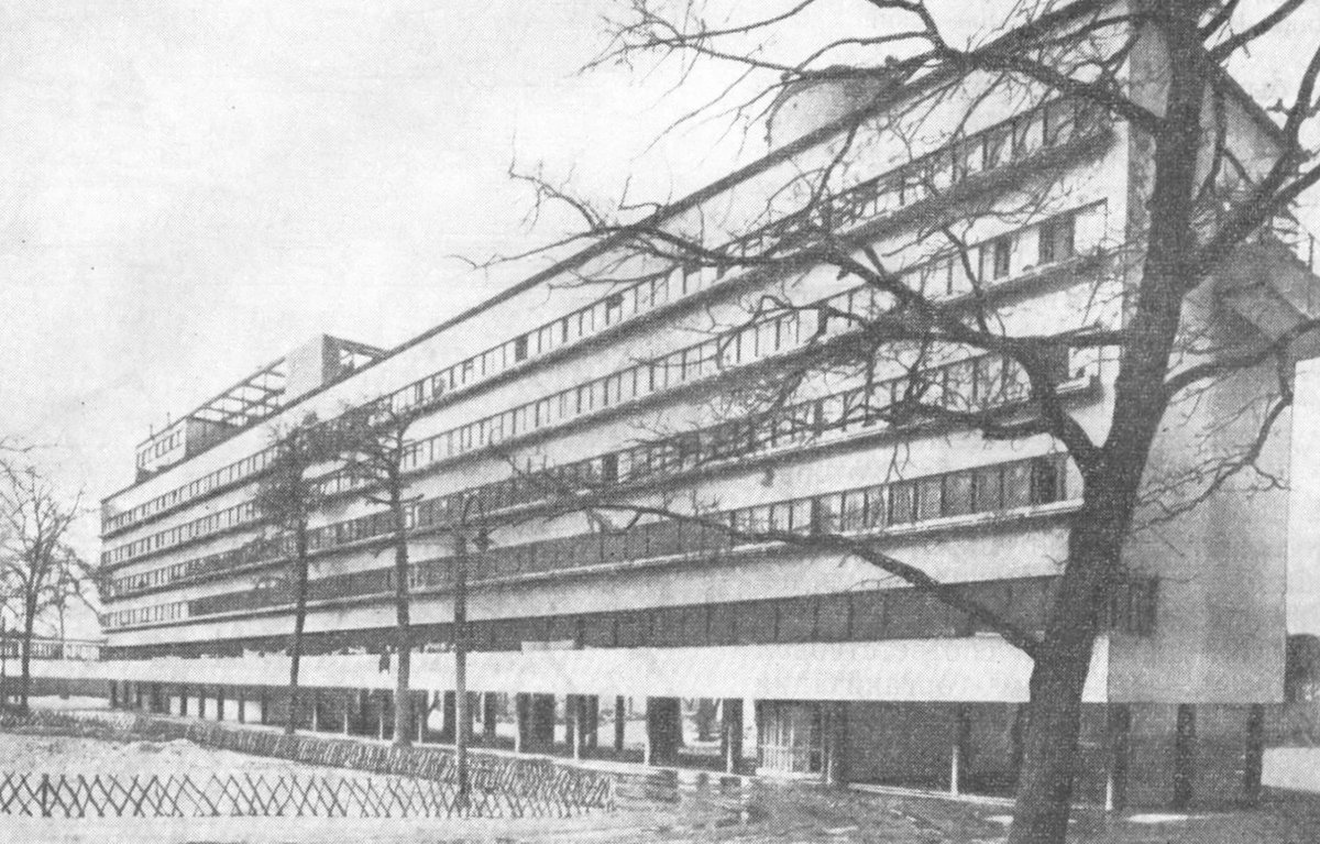 Дом Наркомфина 2020 / 1930