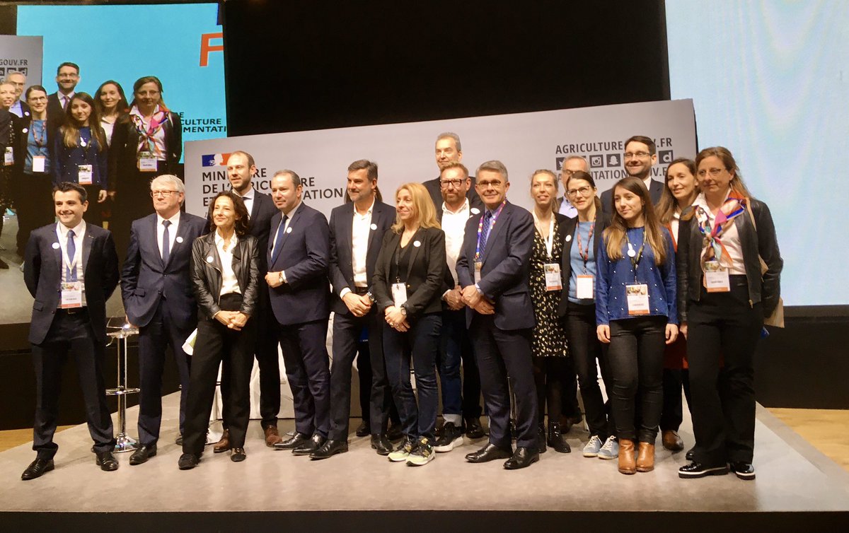 FruitVegFromFR's tweet photo. Lancement de la nouvelle marque #TasteFrance au #SIA2020 • les filières agricoles et le #MinistereAgriculture unis pour promouvoir les produits français à l’international • 🇫🇷#agroalimentaire #agriculture #interprofessions #france #MAA #BusinessFrance #Sopexa https://t.co/Tig7rBxOkc