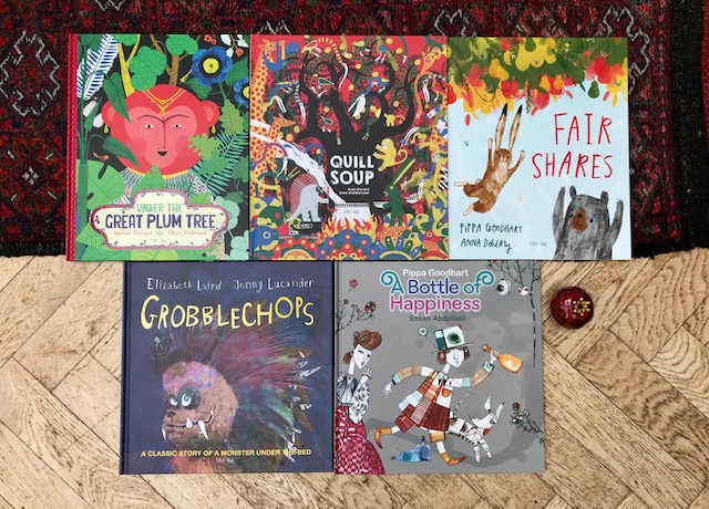 TinyOwl_Books's tweet image. 📚WORLD BOOK DAY GIVEAWAY📚 
To celebrate #WorldBookDay2020, one lucky person can WIN one of these signed books!
To enter: 
✨Follow  
🌈Retweet 
🦉Share an emoji that best represents your favourite character!

Winner announced on Thursday 5 March. #ShareAStory