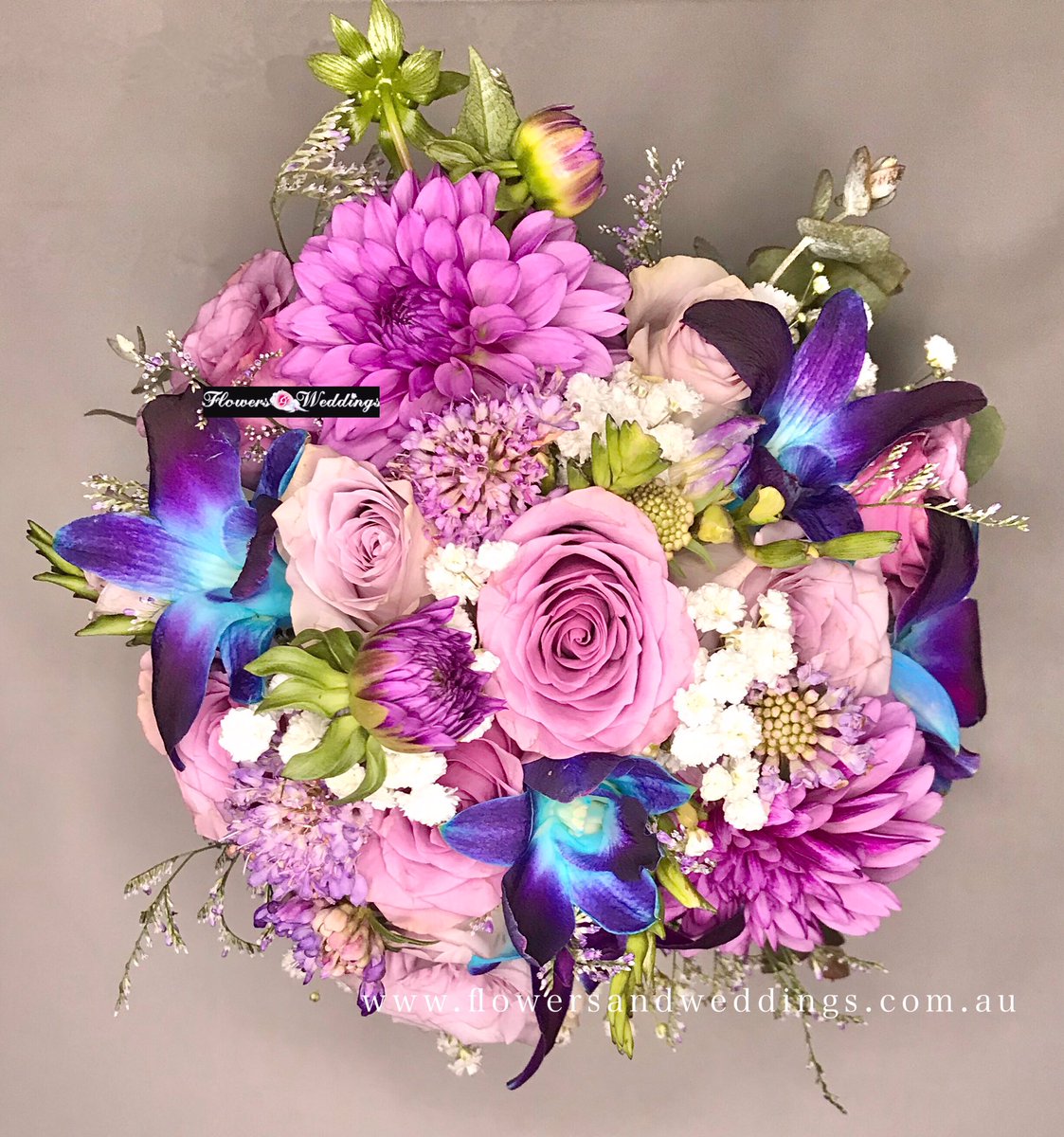 in love with the splash of colour #bouquet #bouquetofflowers #bouquets #bouquetinspo #bouquetofroses #bouquetdefleurs #bouquetoftheday #bouquetwedding #bouquetflower #bridesbouquet #bridesmaidbouquet #bridesmaidbouquets #weddingbouquet #weddingbouquets #weddingday💍