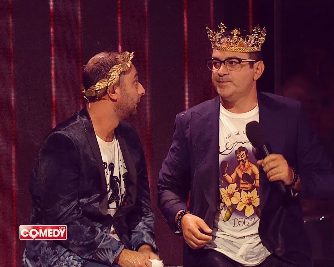 С днём рождения, наш дорогой друг @martirosian_official !!!)
Придумай всё и живи сто лет!) *
#демискарибидис #демис #камедиклаб #камеди #тнт #demiskaribidis #demis #юмор #смех #хаха #comedyclub #хбдс #comedy @comedyclubru #гарикмартиросян #мартиросян  #сднемрождения