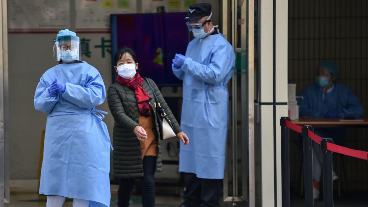 lesoir's tweet photo. Coronavirus: un traitement contre le paludisme montre des signes d’efficacité, les experts tempèrent https://t.co/K6YckqT0H9 https://t.co/BISwjg3UQL