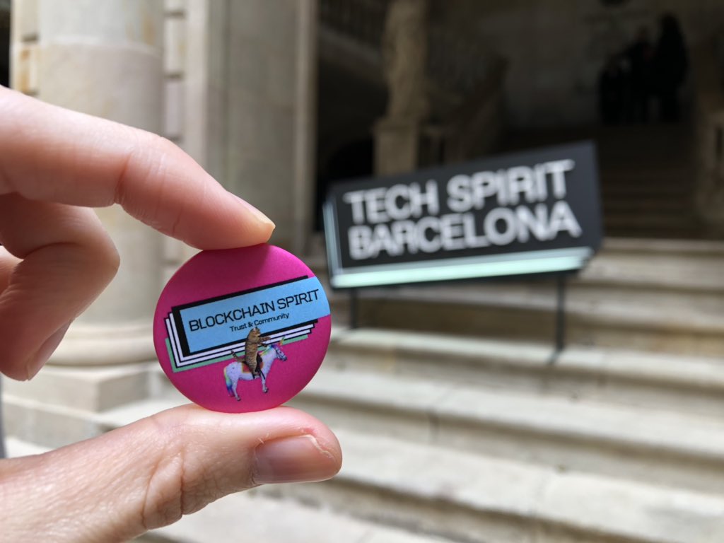 mariagalindogd's tweet photo. A cat riding a unicorn. That’s the spirit! 
#BlockchainSpirit 
#TechSpiritBarcelona https://t.co/dWLTwDROQ8