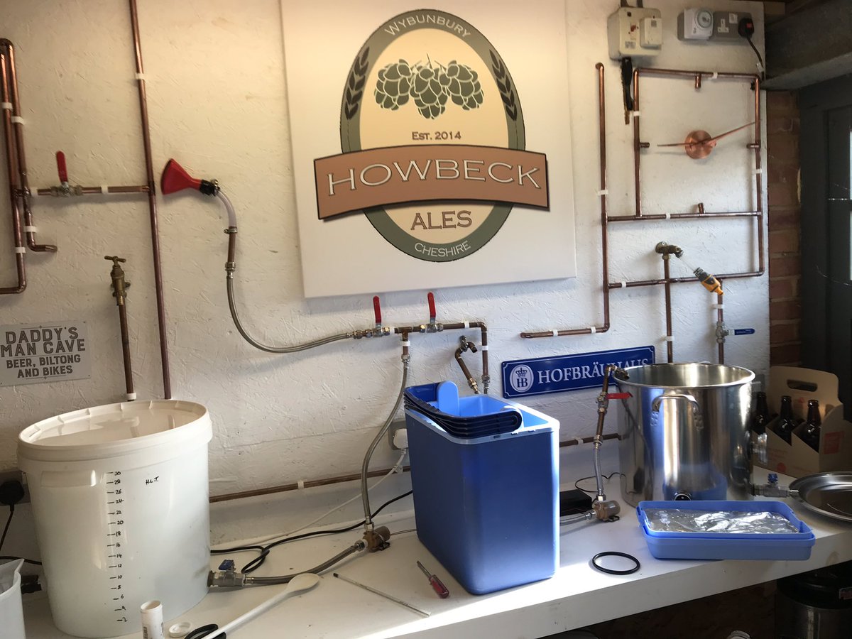 HowbeckAles's tweet image. Time for another Howbeck Ales brew day!  Finally time to get back in the brewery. #kids